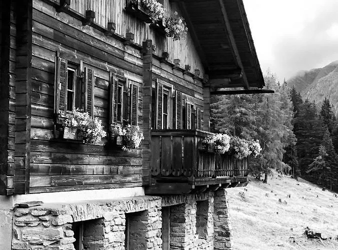 Holiday home Almhuette-gipper